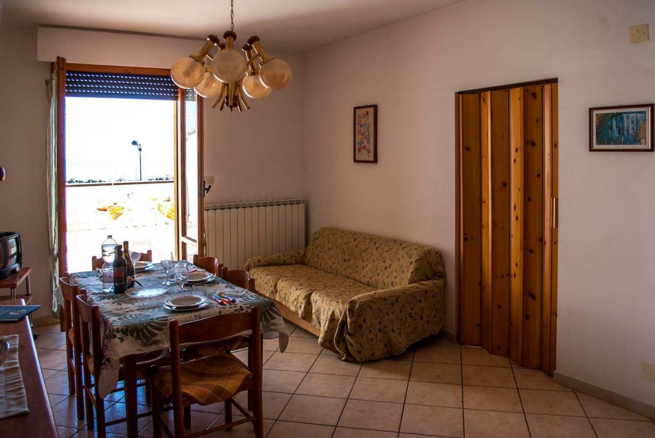 Appartamento Di Antonio Fronte Mare Montesilvano Marina Exterior foto