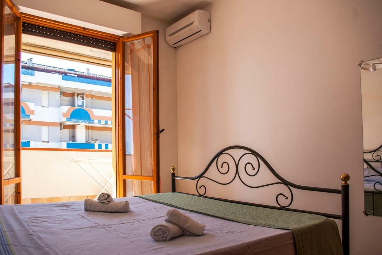 Appartamento Di Antonio Fronte Mare Montesilvano Marina Exterior foto
